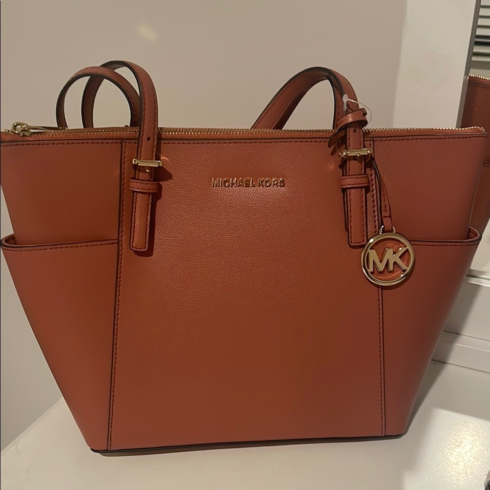 NEVER USED BRAND NEW Michael Kors Orange Leather Tote